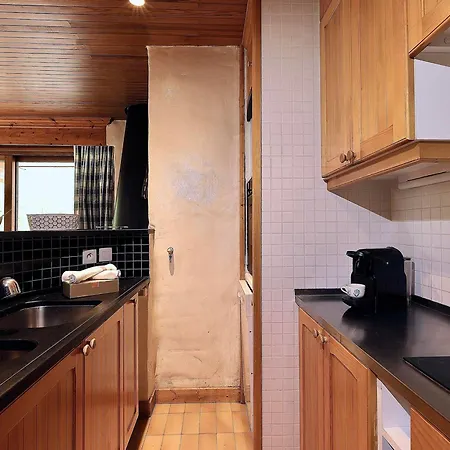 Apartmán 1850: Elegant 3 Pieces, 4 Pers, Balcon & Wifi Au Pied Des Pistes - Fr-1-575-244 Courchevel